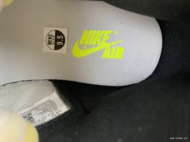 Chep Onekick HIGH GOLD' 555088-118 1 AIR JORDAN 'VOLT OG RETRO 0407